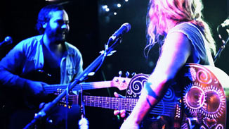 LIVE PERFORMANCE